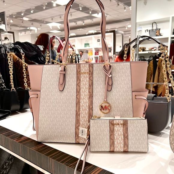 BUNDLE Michael Kors Gilly Large Drawstring Travel Tote Shoulder PwD Blush Wallet - Picture 14 of 16